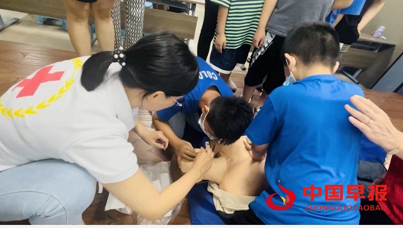 图片03.jpg