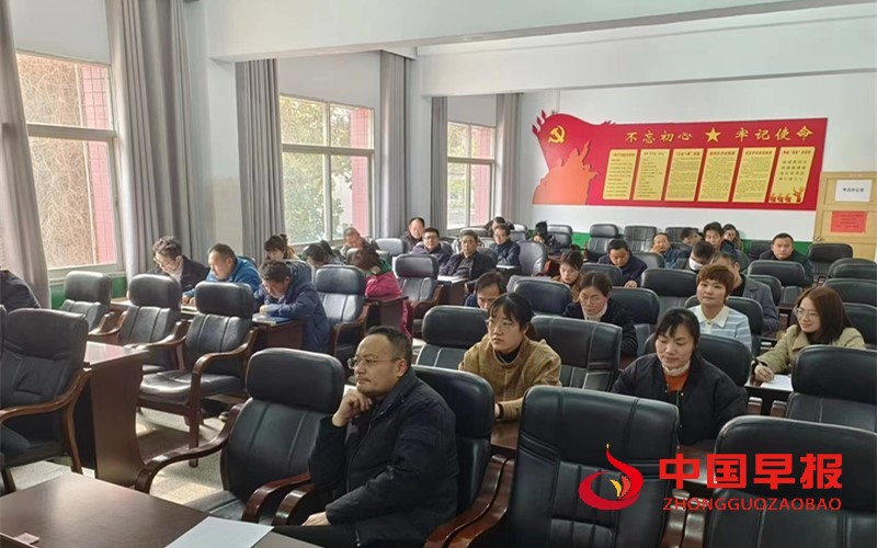 党员开展批评与自我批评.jpg