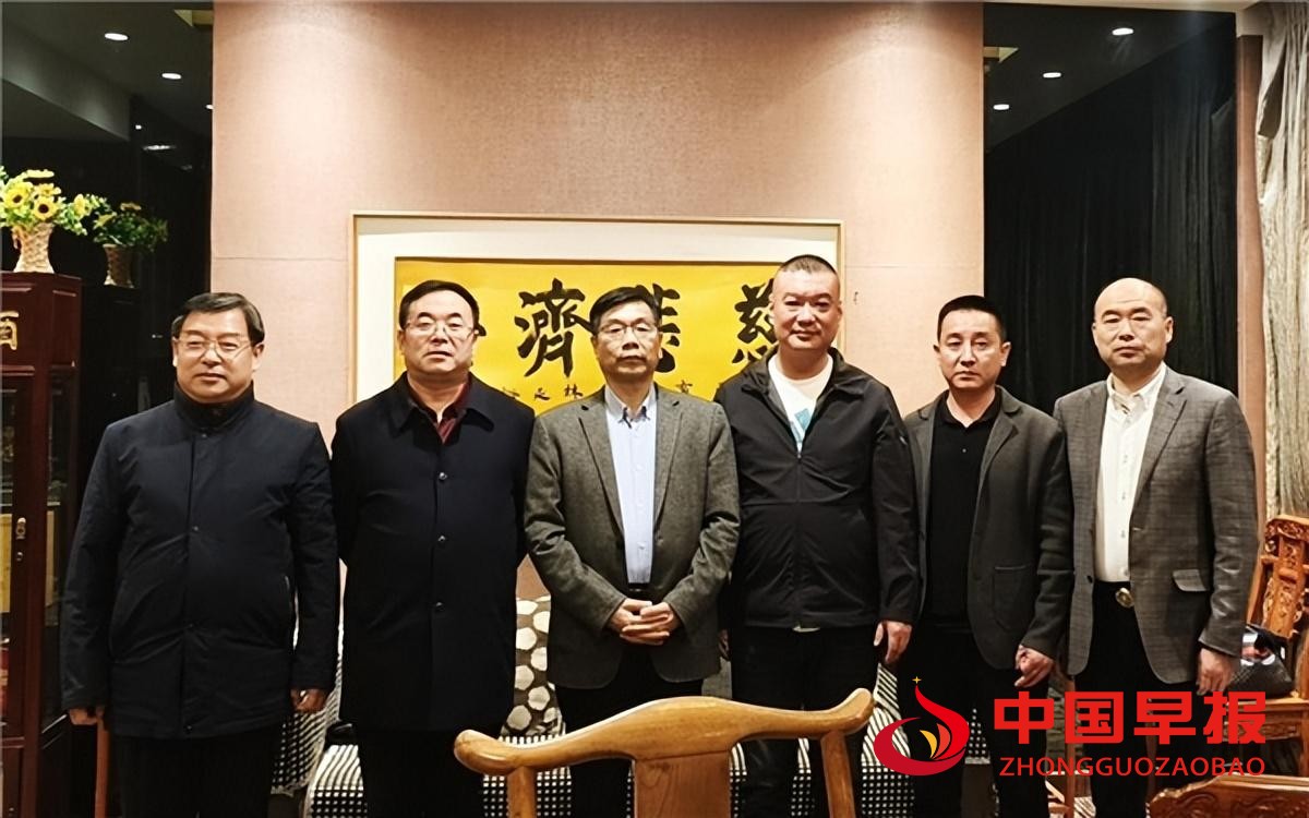 图片015.jpg