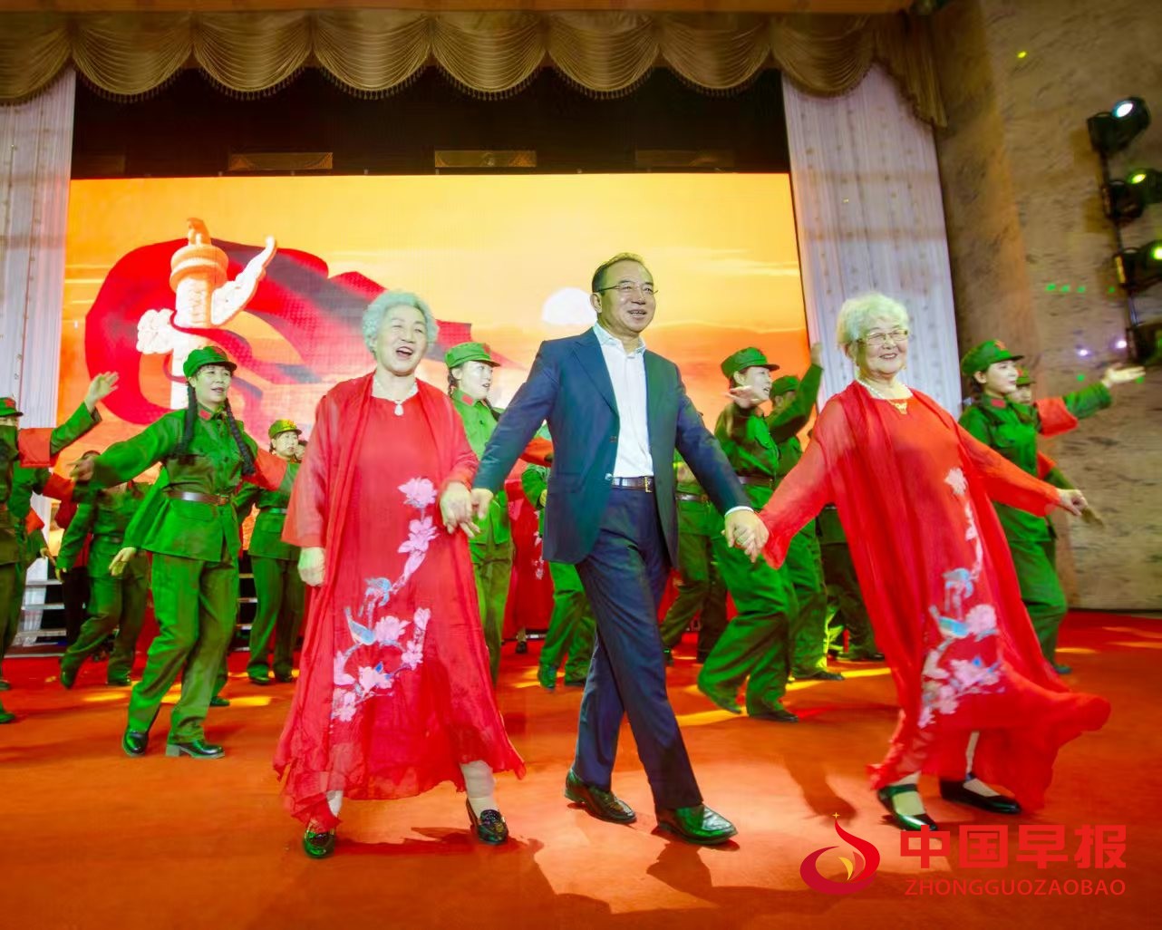 图片03.jpg