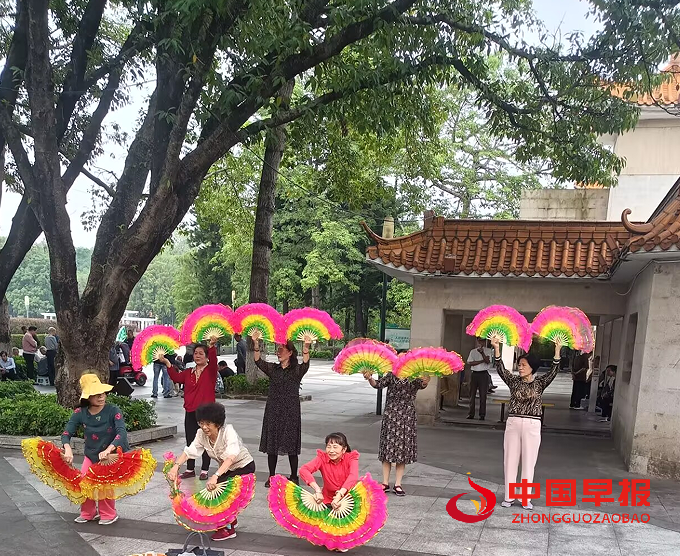 1762412952820759.png 66扇子舞(逸仙湖公园).png