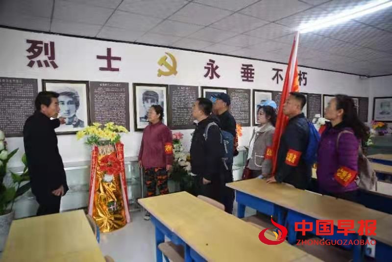图片03.jpg