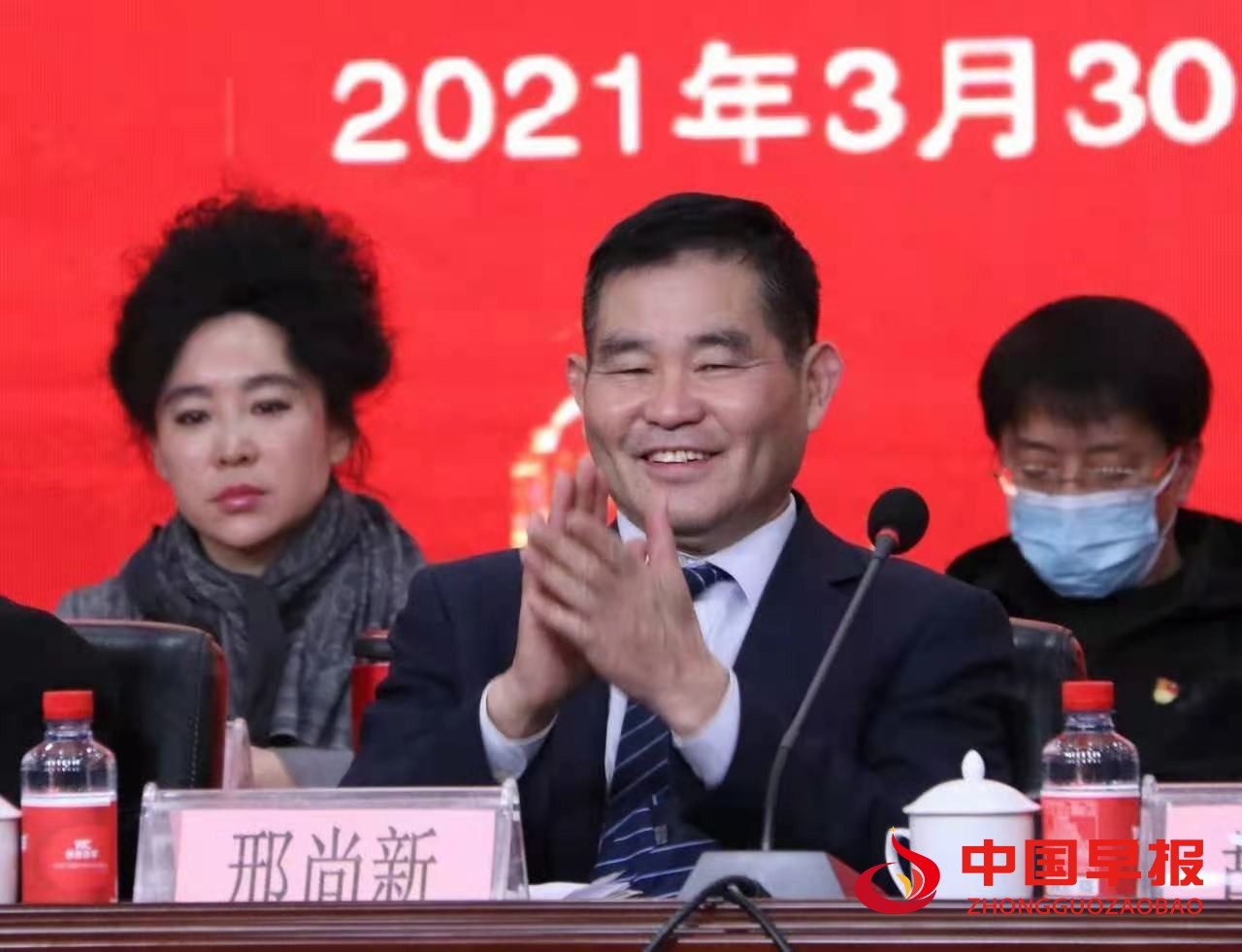 图片04.jpg