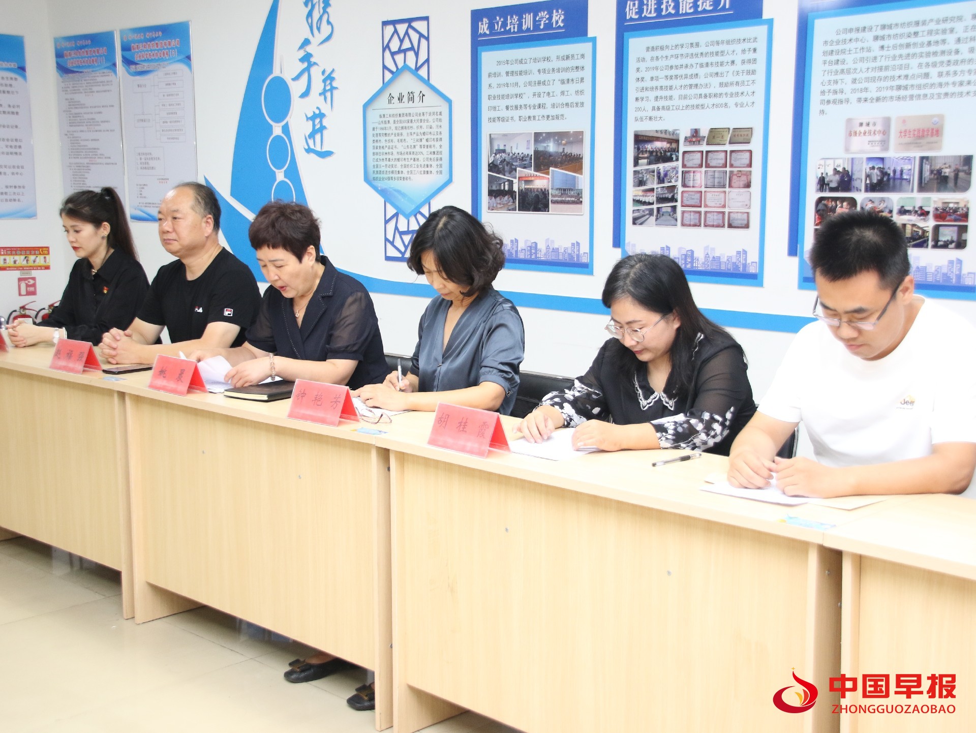图片03.jpg