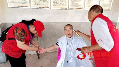 我1_副本.jpg