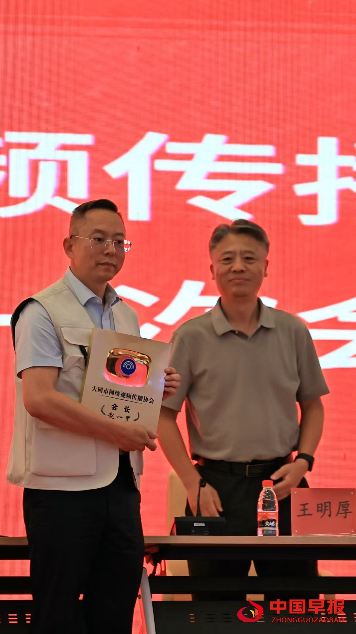 图片04.jpg