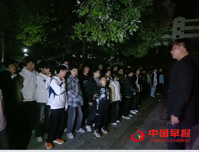 1761738081187438.png 3.png