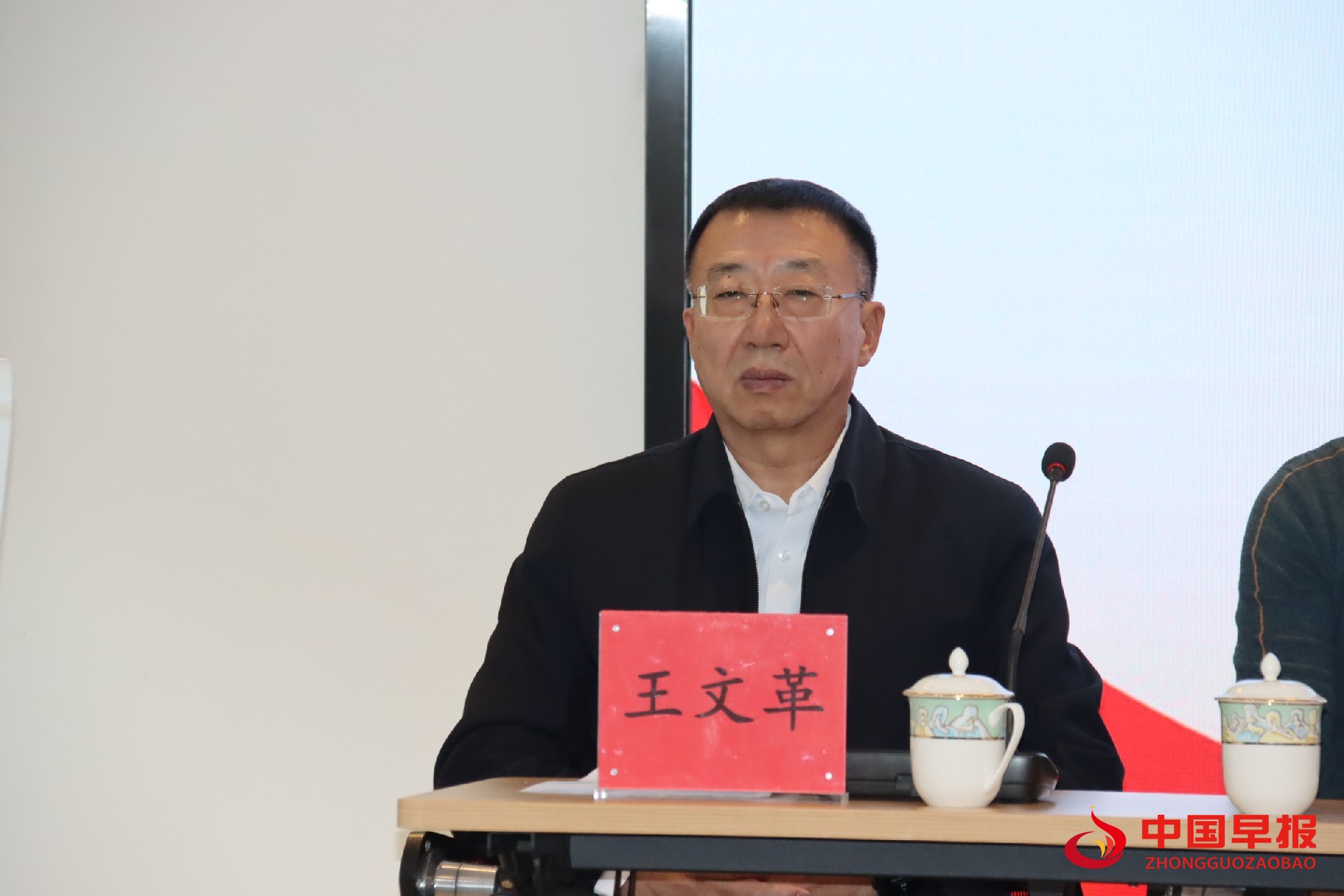 1765179561984376.jpg 图片04.jpg